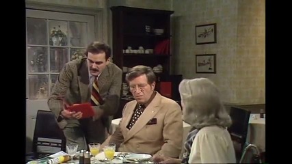 Fawlty Towers - 2x03 - Waldorf Salad