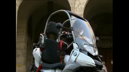 New Bmw motorcycle Concept C1 - E - Reverse parking 