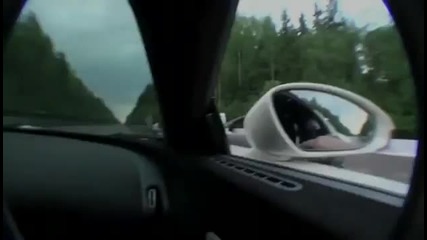 Bugatti Veyron vs. Switzer Nissan Gt-r