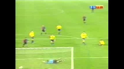 Season 2001 - 2002/36 Fcb - Villareal 4 - 1