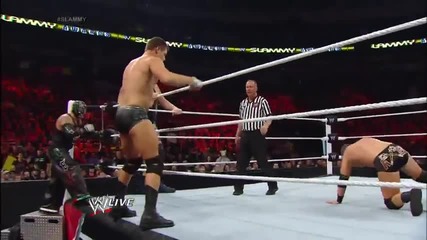 Рей Мистерио , Грамaдата , Коуди и Златен прах срещу Райбак , Къртис Аксел и Американците / Raw 9/12