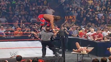 Shawn Michaels Splash On Ric Flair Through The Table - Hd Bad Blood 2003
