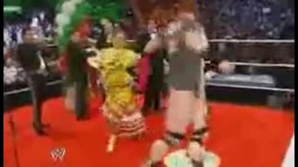 Шеймъс танцува в мексикански стил