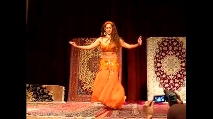 Как се танцува Кючек ( Sadie Belly Dance )