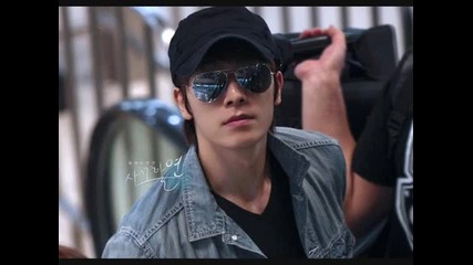 ( Бг превод ) Lee Donghae - First Love ;)