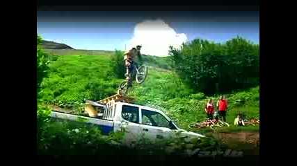 Extreme Freeride Mountain Biking