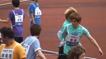 cute funny Taemin walking fast fancam @!$ac