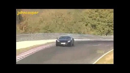 Звярът Aston Martin One77 в Действие