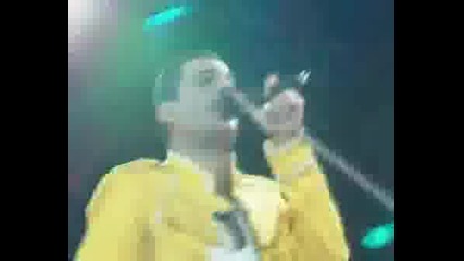 Live At Wembley - Part 02