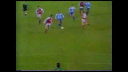 Arsenal 2 - 6 Manchester United