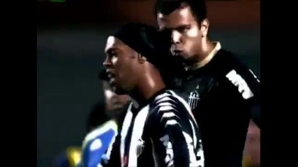 Ronaldinho new club 2012 shows his skills on his debut Atletico-mg, with a victory over palmeiras