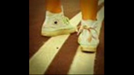 08 - Justin Bieber ft. Sean Kingston - Eenie Meenie