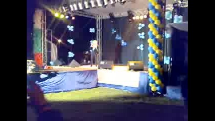 emiliq live 2.mp4