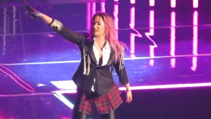 Demi Lovato-really Don't Care-the Neon Lights Tour – Концерт в Сан Хосе, Калифорния (11/02)