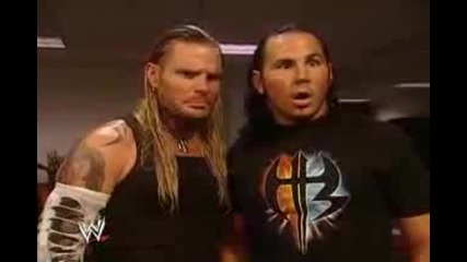 Wwe - Matt & Jeff Hardy Oглеждат Candice Michelle 