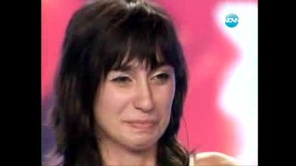 Срамежливо и Талантливо Момиче се Разплака от Радост Заради Комплименти - Х-фактор (16.09.2011)