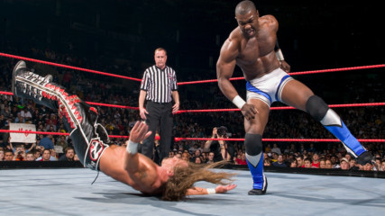Shawn Michaels vs. Shelton Benjamin: Raw, May 2, 2005 (Full Match)