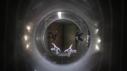 Акробатика в аеродинамичен тунел - Различно забавление