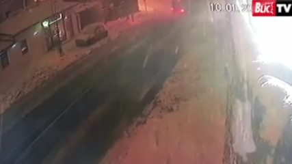 Автобус се удари в къщата на Цеца Величкович