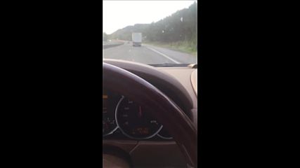 Камион с превишена скорост