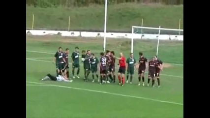 Най - зверското футболно влизане в България 