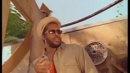 Ini Kamoze - Here Comes The Hotstepper (music video)