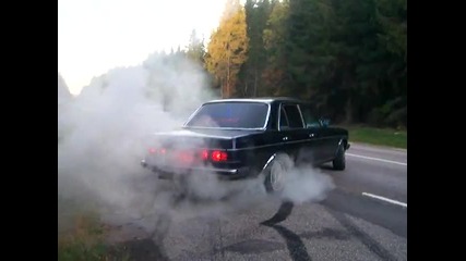 mercedes 123 240 diesel burnout