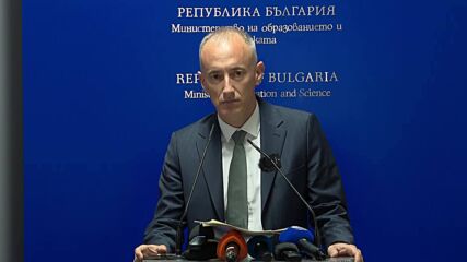 Красимир Вълчев: Няма да се учи задължително религия в клас