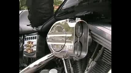 Това се казва Мощен Двигател Harley Davidson Dynaglide