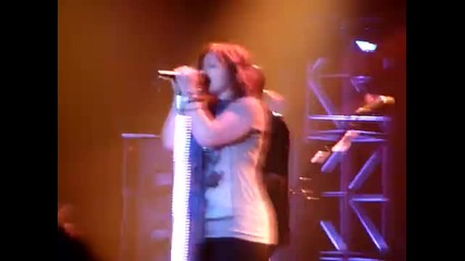 Kelly Clarkson If I Can T Have You Live Wembley February 2010 
