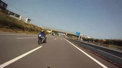 Cbr 600 Rr 2008 and Gixxer 1000 K8 Flooring It (go Pro Hd)