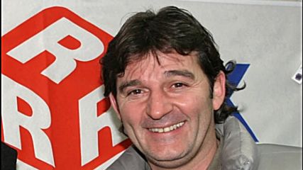 Емил Костадинов: Има разминаване по трансфера на Галин Иванов
