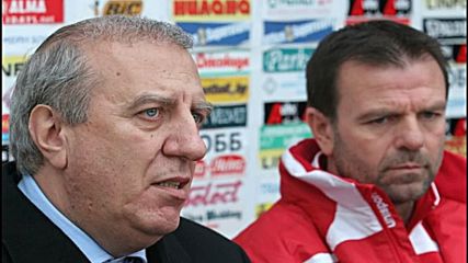 Александър Томов