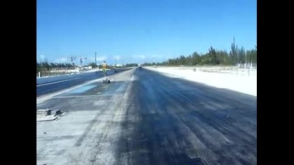 Mitsubishi Evo 3 vs Mustang. 