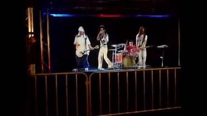 Трябва Да Бъде Видяно! Tokio Hotel - Human connect to human Live in Berlin 4d [hq Hd]