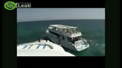 Сблъсък С Яхти