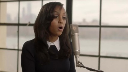 Ruth B - Superficial Love ( The Intro Live Sessions )
