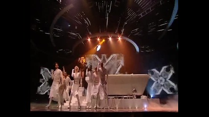 Едно от най - ненормалните изпълнения на Lady Gaga - Bad Romance (live @ x - factor 06.12.09)* H D * 