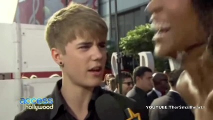 Justin Bieber hits the red carpet for the 2011 Espy Awards - www.uget.in