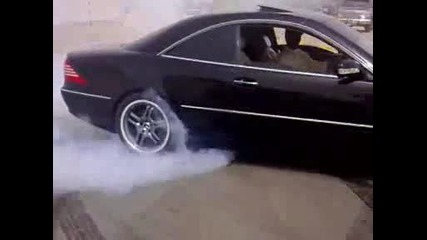 Mercedes - Burnout къса Гумата !! 