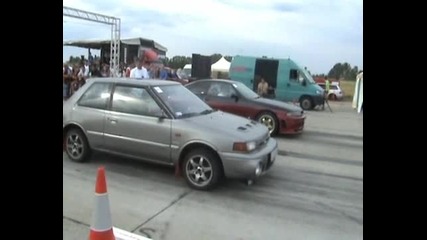 Nissan Skyline Gts Vs. Mazda 323 Turbo 4x4 Drag Race