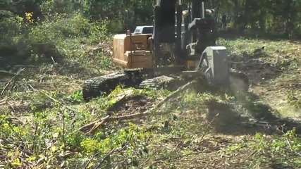 Машината, която нарязва дървото за секунди!