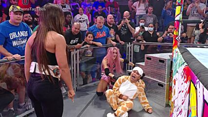 Gonzalez & Kai vs. Toxic Attraction – NXT Women’s Tag Team Title Match: WWE NXT, April 5, 2022