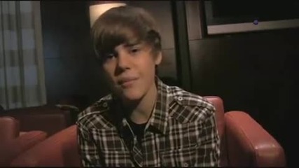 Justin Bieber Interview - Отговаря на въпросчета :) 