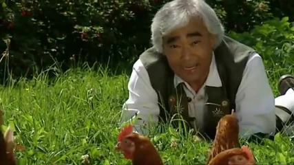 Japanese yodeler thinks he is a chicken - Wtf (takeo Ischi - Bibi Hendl)