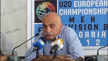 Баскетболистките с нов треньор, Бусета официално си тръгва