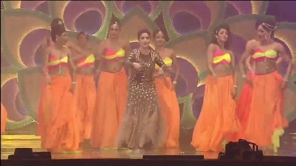 Watch Madhuri Dixits beautiful performance at Iifa Awards 2014
