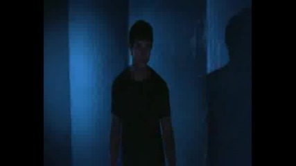 Roswell S02e01