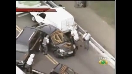 Полиция срещу автокрадци