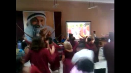 Osho Kirtan, 2010 - 01 - 19, Koregaon Park, Pune 